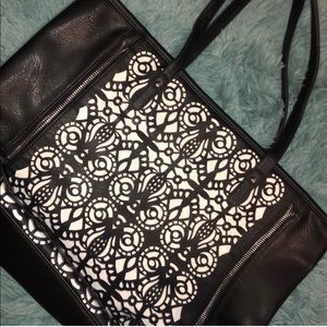 New York & Company Shoulder Bag